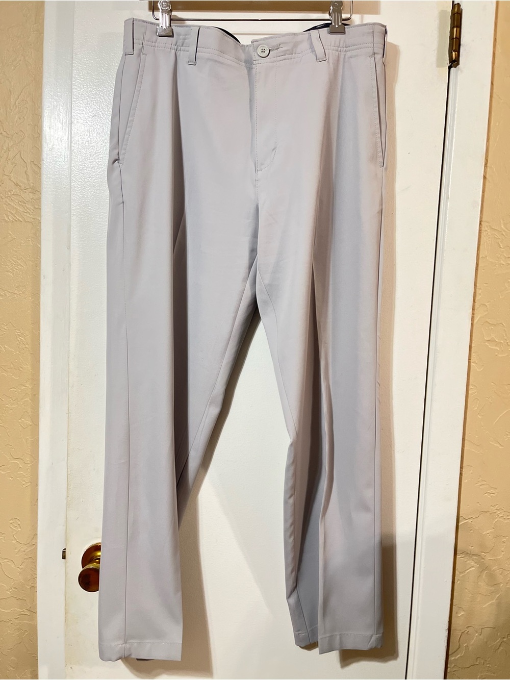 bcg Men's 34x30 Light Gray Performance Flat Front Golf Pants